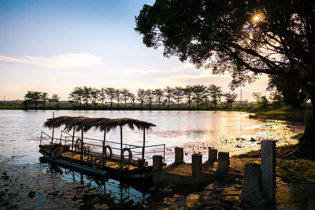 2026 台南深度旅遊指南：老宅新生與清晨市場的地道風味，解析為何慢食才是治癒生活的良藥